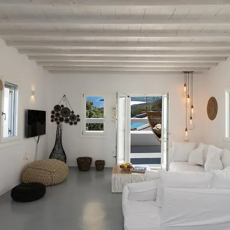 Private With Private Pool Pascals Villa