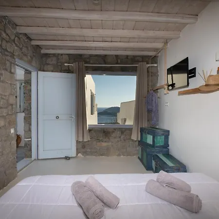 Private With Private Pool Pascals Villa *