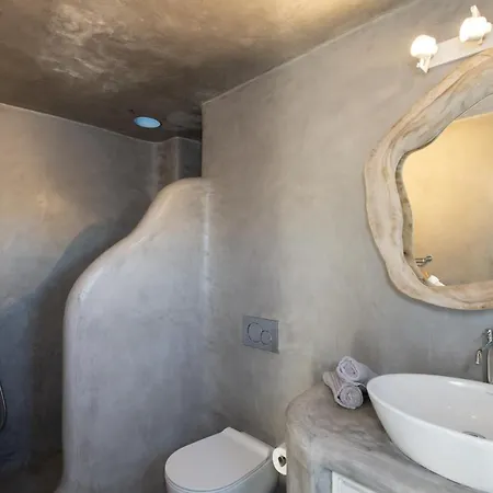 Private With Private Pool Pascals *